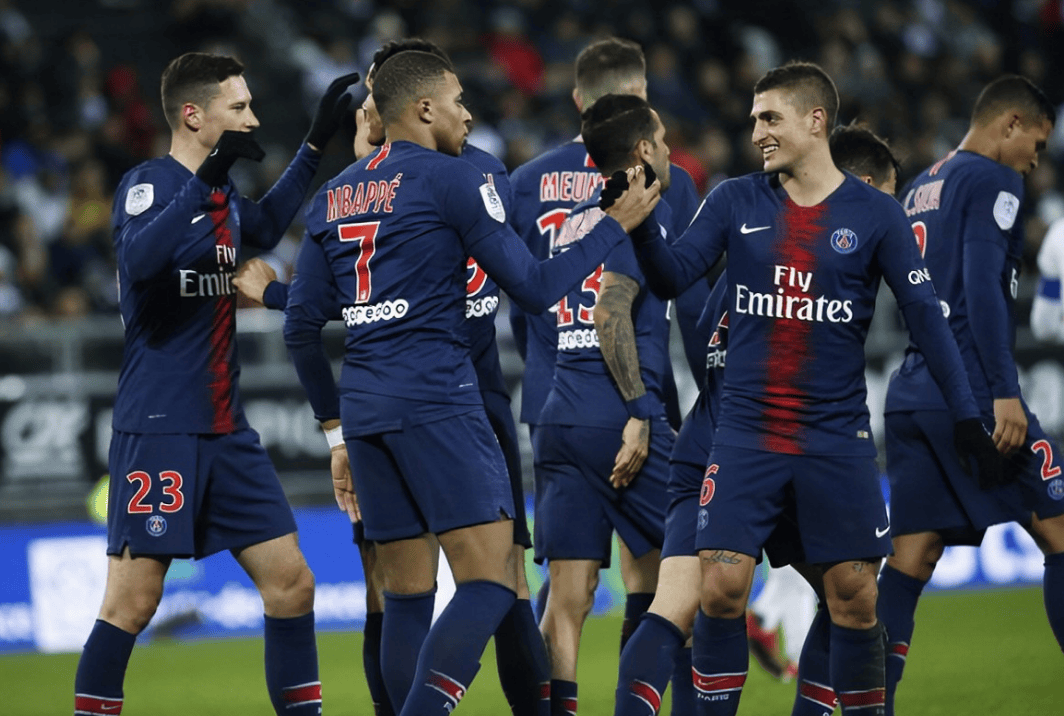 开云服务平台包含这也行？今晚马赛再遭质疑——法甲节点到来西汉姆防线松动备战足总杯，集结日本菲卡备战荷甲的词条